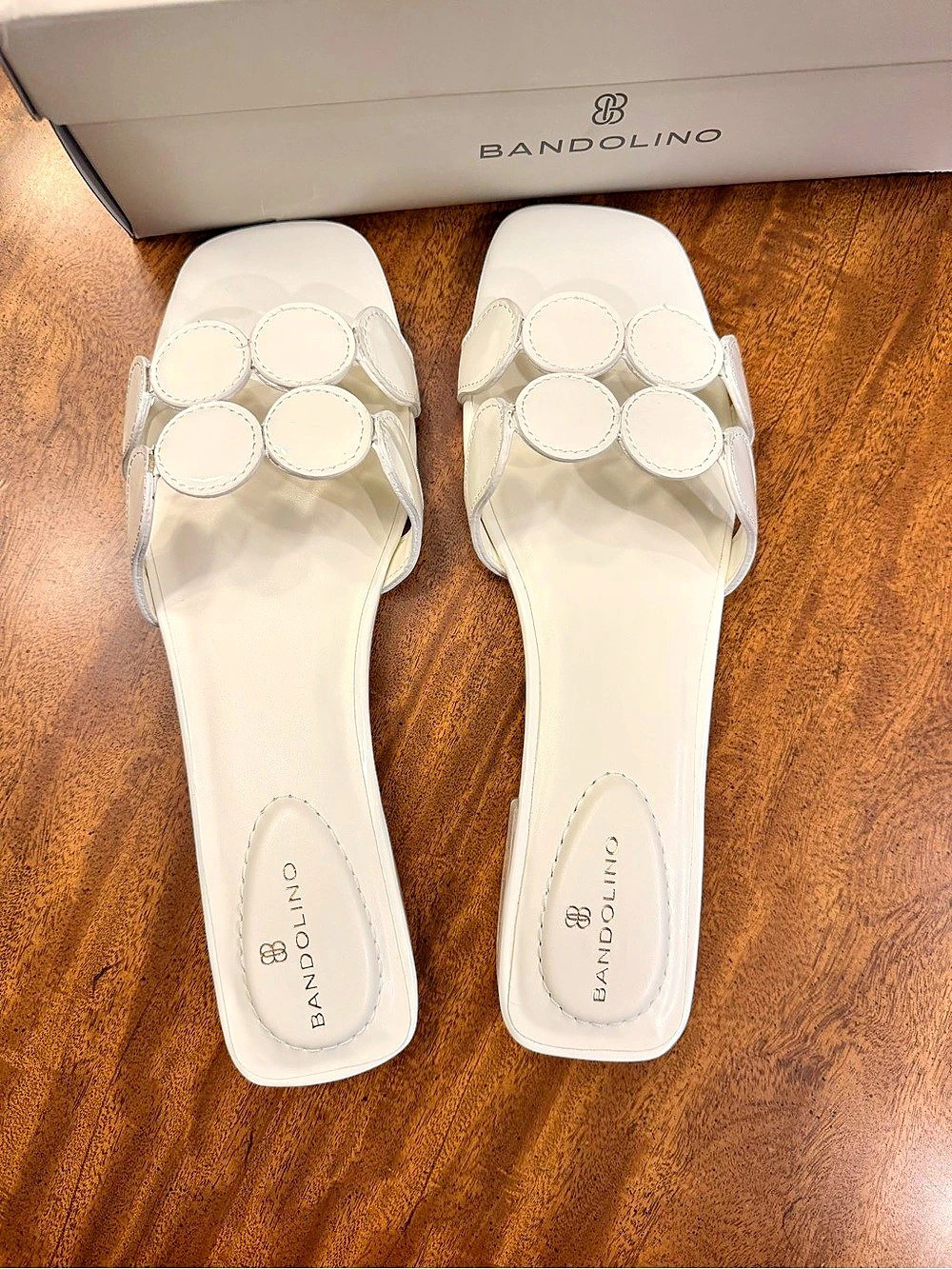 BANDOLINO women’s White Patent Mayla3  Embellished Slide Sandals